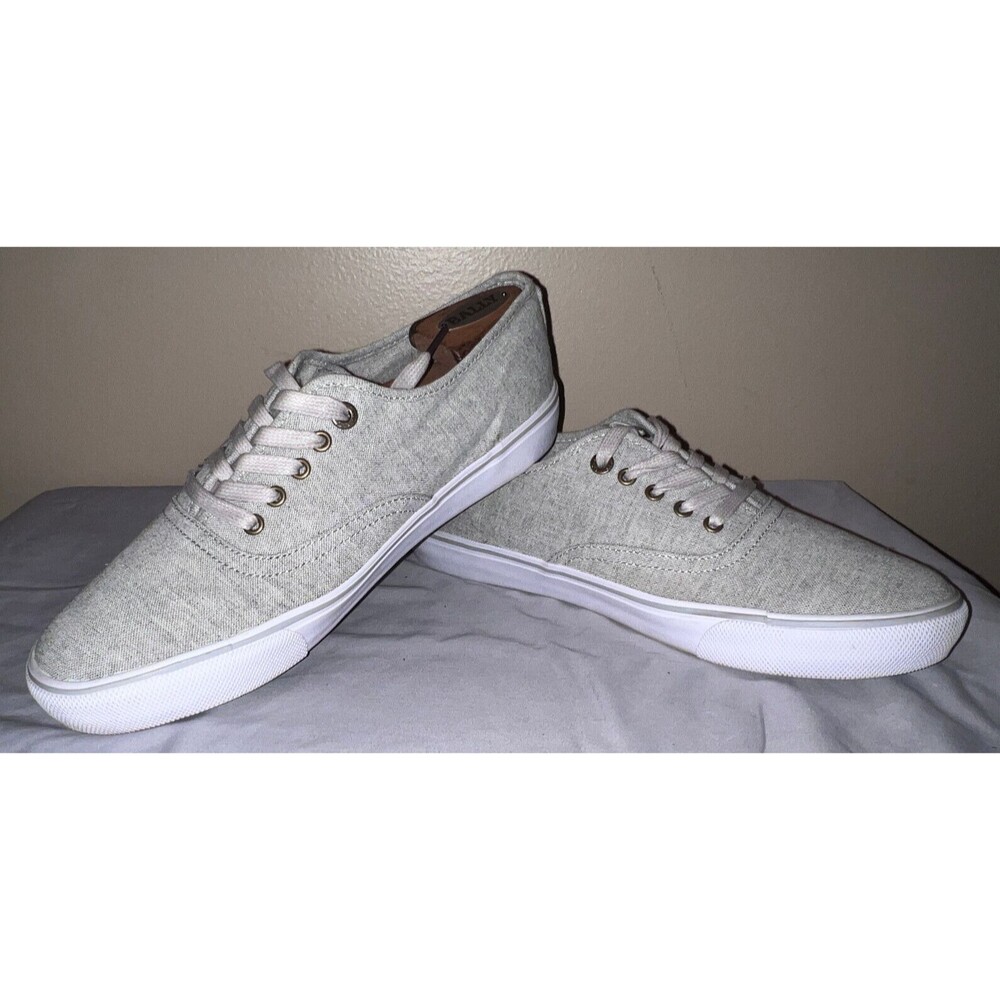 Size 9 Men's Levi's Monterey Chambrey Gray Sneakers 51752001G